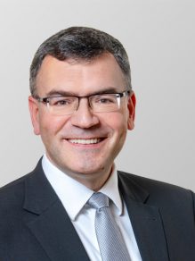 Dr. Florian Herrmann, MdL Leiter der Staatskanzlei, Staatsminister für Bundes- und Europaangelegenheiten und Medien