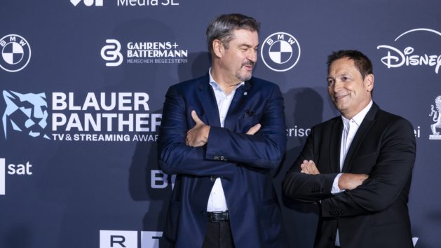 Ministerpräsident Dr. Markus Söder (links) und Kabarettist Dieter Nuhr (rechts).