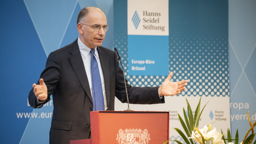 Enrico Letta – EU-Berichterstatter für die Zukunft des Binnenmarkts, Präsident des Jacques-Delors-Instituts und ehemaliger italienischer Premierminister – fordert eine engere Zusammenarbeit im europäischen Binnenmarkt. ©Zacarias Garcia