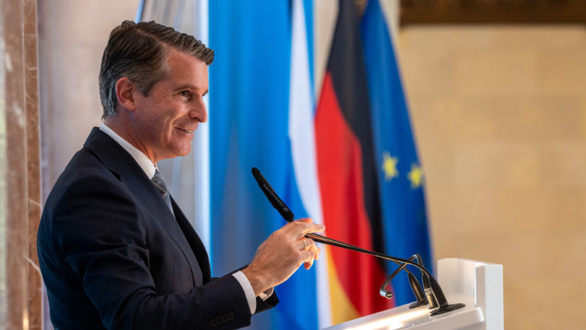 250916_Europa-Medaille_FR_2 Europaminister Eric Beißwenger: „Angesichts der großen Herausforderungen ...