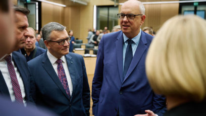 Plenarsitzung des Bundesrates<br />
aufgenommen am 17.10.2025 im Bundesrat in Berlin.<br />
Copyright: Bayerische Staatskanzlei.<br />
Fotograf: Henning Schacht, berlinpressphoto.de, +49 1776443393.<br />
Nutzungshinweis: Diese Terminfotos sind nur zur redaktionellen Verwendung bestimmt. Falls eine andere Verwendung gewünscht wird, kontaktieren Sie bitte presse-berlin@stk.bayern.de