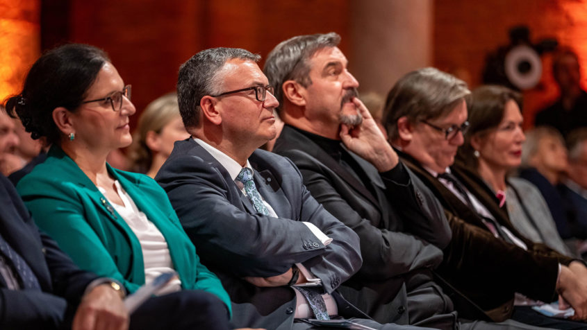 Renate Thalhammer-Herrmann, Medienminister Dr. Florian Herrmann, ...