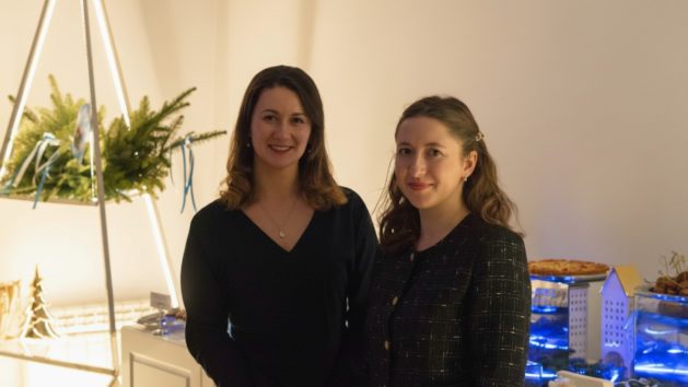 Von links nach rechts: Anna Maslak (Leiterin des Bayerischen B&uuml;ros in der Ukraine), Viktoria Khomenko (stellvertretende Leiterin des Bayerischen B&uuml;ros in der Ukraine). &copy; Photo by Yermak