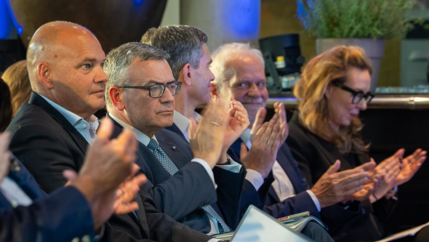 Der Verleger sowie Geschäftsführende Gesellschafter der Mediengruppe ...